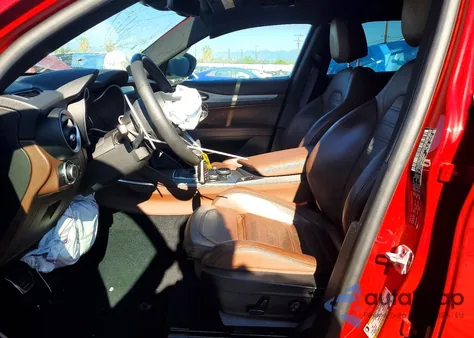 2018 Alfa Romeo Stelvio Ti Sport z USA, uszkodzony, nr VIN ZASFAKNN7J7B94694